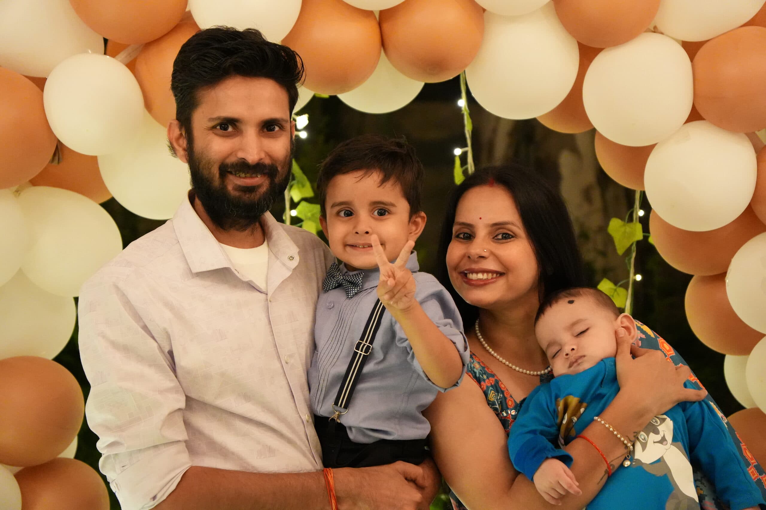 Family photoshoot in Bengaluru by Magnet Forever 1